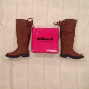 DOLL HOUSE BOOTS